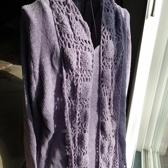 Lilac or lavender purple sweater with scarf - Picture 2 of 7